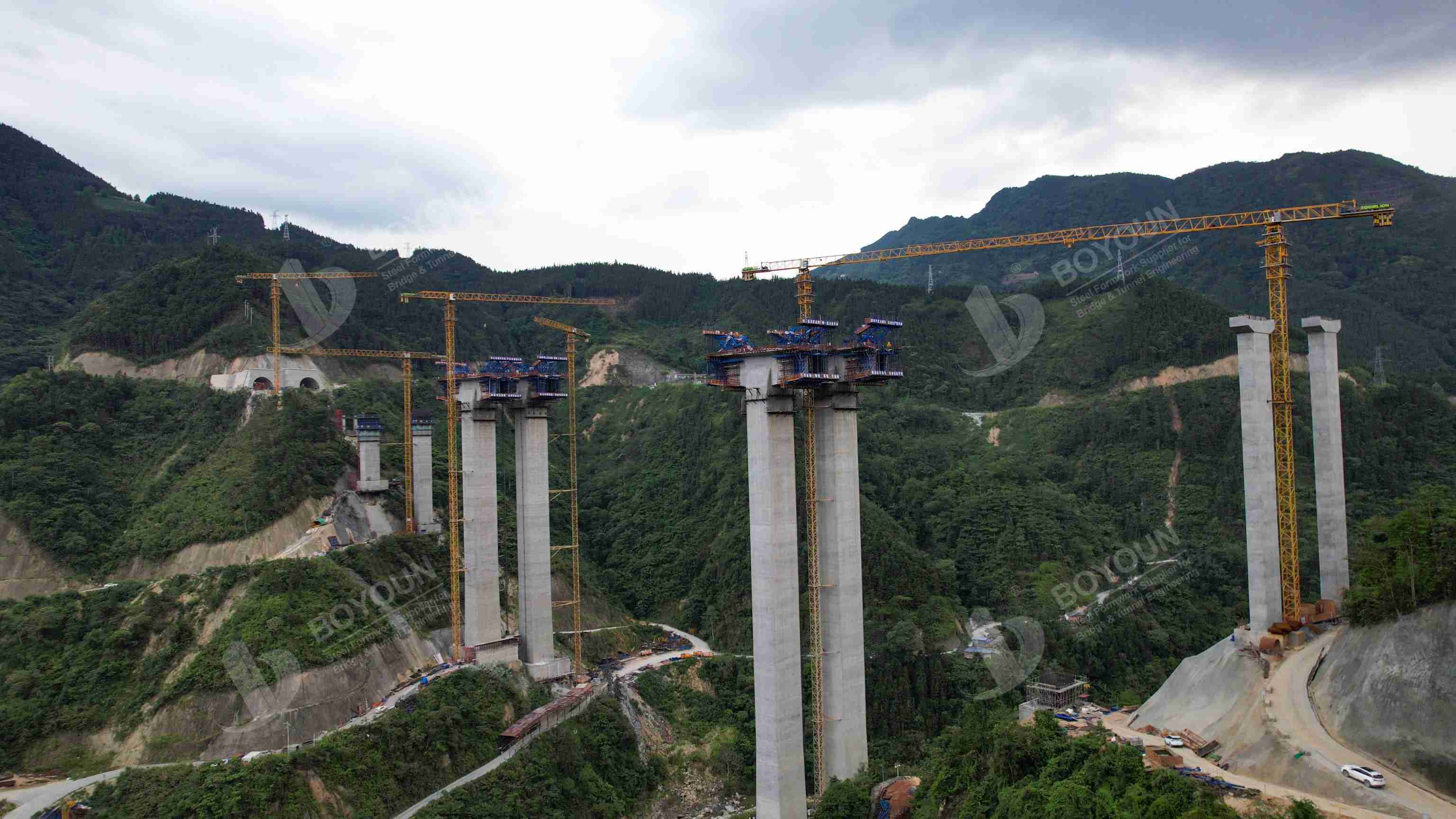 โครงการสะพานแม่น้ำบูดาโบ