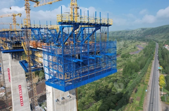 กล่องเดียวนักเดินทางรูปแบบแคนทิลิเวอร์เซลล์เดี่ยว