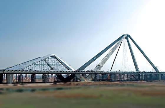 สะพานโค้งเหล็ก