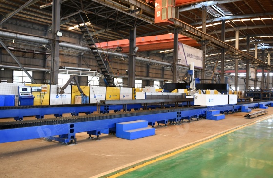 เครื่องตัดโปรไฟล์ใหม่ของเราใส่ลงในการผลิตอย่างเป็นทางการ